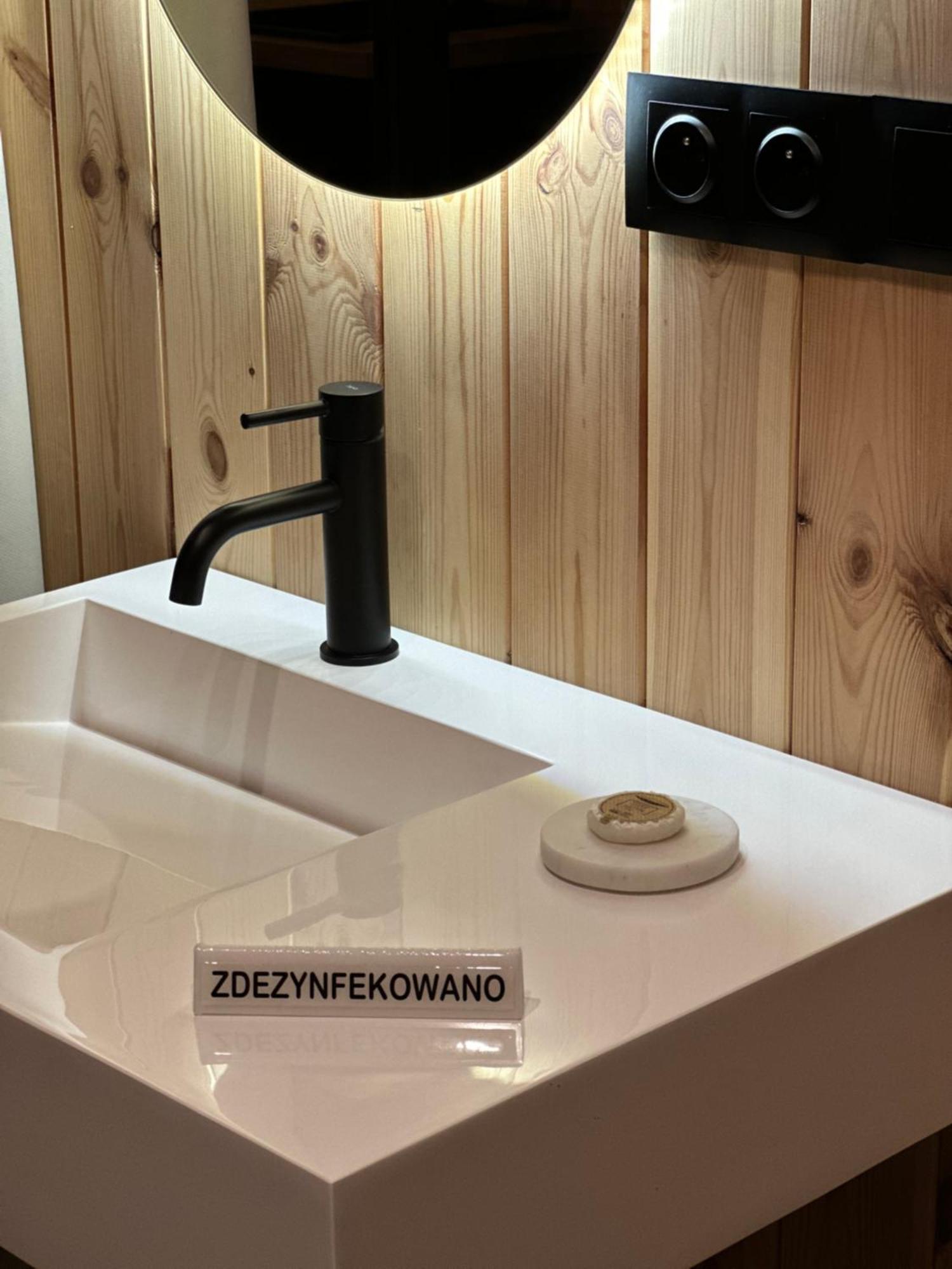 Brown Deer - Z Sauna Na Tarasie, Jacuzzi I Widokiem Na Gory - By Deer Hills Luxury Apartments Kocon Zewnętrze zdjęcie