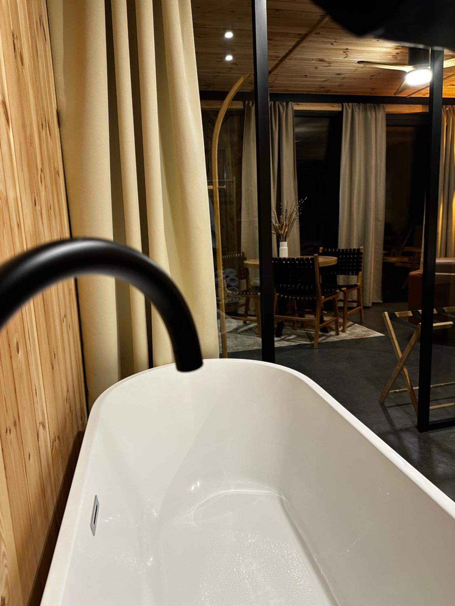 Brown Deer - Z Sauna Na Tarasie, Jacuzzi I Widokiem Na Gory - By Deer Hills Luxury Apartments Kocon Zewnętrze zdjęcie